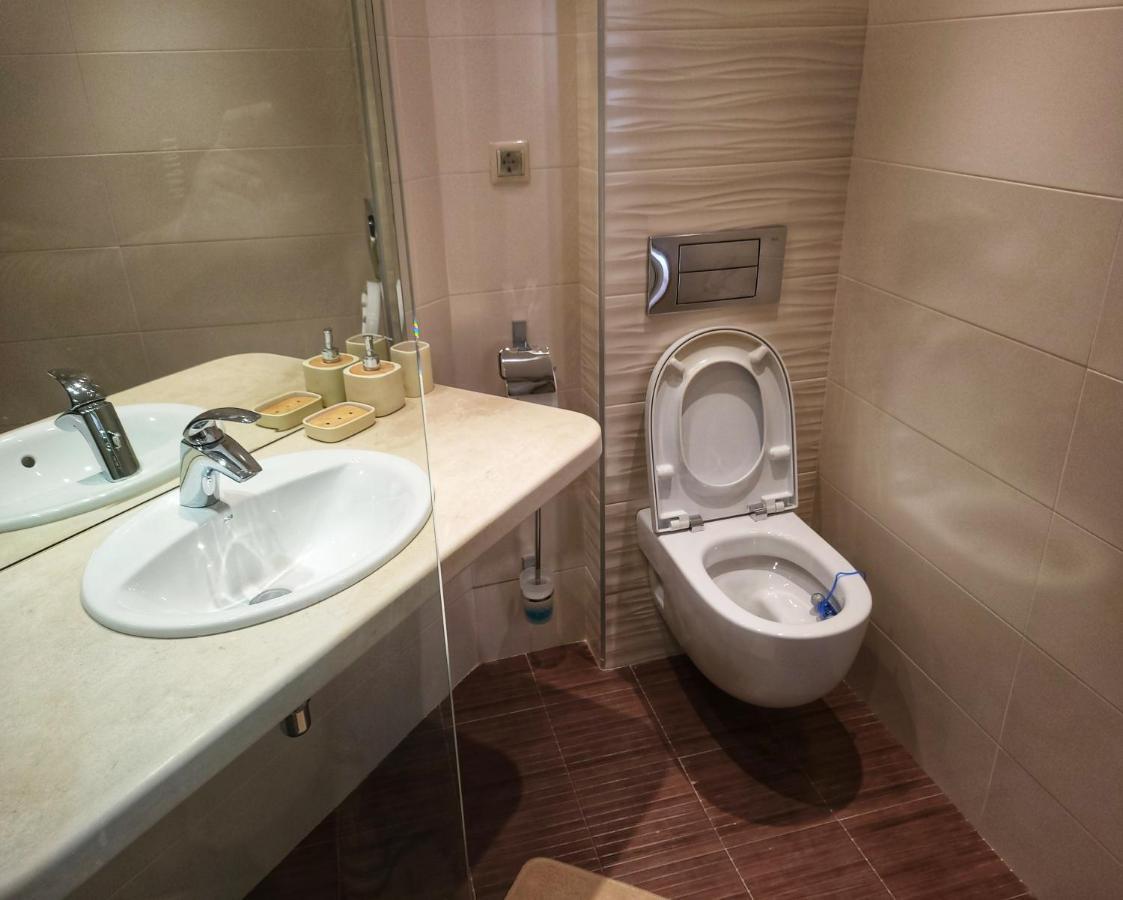 Elegantz Apartments Lamer 바르나 외부 사진