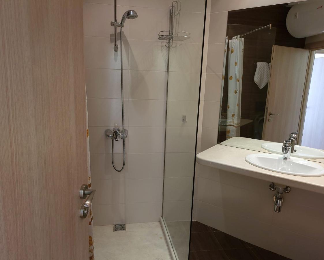 Elegantz Apartments Lamer 바르나 외부 사진